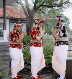 Udarata Siritha Nilame Adum